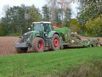 Fendt 936 Vario steht auf einem Feld bei Waltershausen, 27.10.2009