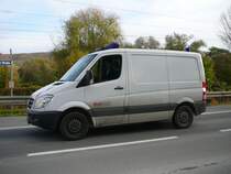 MB Sprinter der EON Thringen unterwegs auf der B 88 am 28.10.2009. 