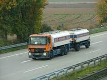 Mercedes-Benz Actros MP2 Tankzug (17.10.09, Bensheim).