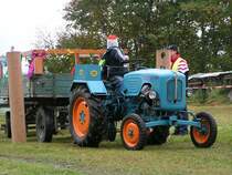 Bravors und Fehlerfrei meistert der Junge mit dem Warchalowski_WT20 Bj.1966,18PS die Geschicklichkeitsfahrt mit den beiden Anhngern bei der Oldtimerrallye in Geiersberg;091026