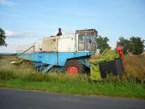 Fortschritt E512 beim Raps drechen