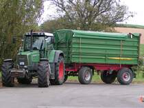 FENDT,FAVORIT816 vor den Toren eines Landwirtschaftlichen Betriebes im Raum Ried i.I.;091015