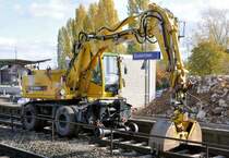 Radbagger TEREX 1604ZW bei Bauarbeiten auf dem Bahnhof Euskirchen - 25.10.2009