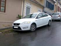 Ford Mondeo.
