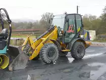 Kramer 318 steht auf einer Baustelle s�dlich von Saalfeld