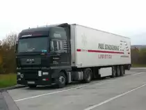 MAN von PAUL SCHOCKEM�HLE LOGISTICS auf einem Rastplatz an der A 71