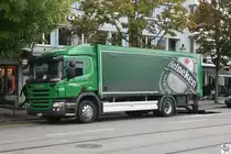 Scania P 340 der Brauerei  Heineken  beim Ausliefern in Z�rich am 9. Oktober 2009.