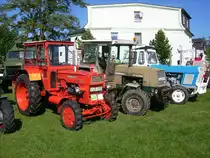 Parade der LPG Gro�traktoren. Universal 651, ZT323 und der ZT307 beim Bulldogtreffen in Burkhardtsdorf