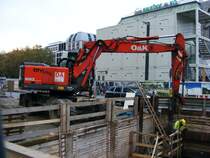 Ein MH 5 compact  Cityline  von Orenstein und Koppel am Nordende der Knigsallee in Dsseldorf, wo der Jan-Wellem-Platz wohl leider bald gewesen sein wird - 11. November 2009.