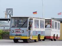 Helgolnder-InselBahn wird gleich zu einer Inselrundfahrt aufbrechen;090827