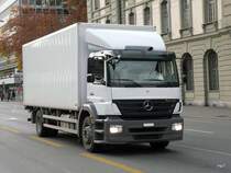 Mercedes AXOR unterwegs in der Stadt Bern am 13.11.2009