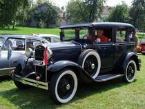 FORD-T stattet der Oldtimerausstellung in Antiesenhofen nur einen einen kurzen Besuch ab;090809