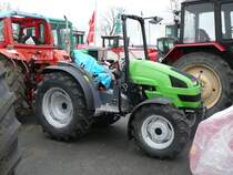 Deutz Agrokid 230 steht in der Ausstellung bei L&K in Marlishausen/Thringen am 10.11.2009