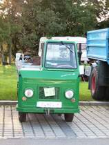 Muticar M22 3 Seitenkipper mit Hnger beim Bulldogtreffen in Burkhardtsdorf