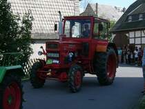 Universal 651M auf der Zufahrtsstrae zum Bulldogtreffen Burkhardtsdorf 