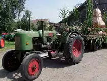 FENDT-F40, die st�rkste Maschine der Dieselross-Reihe hat sich in M�nsteuer anl�sslich der Oldtimerausstellung eingefunden ;090809