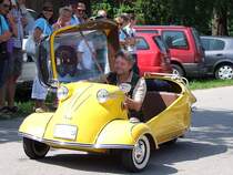 Messerschmitt Kabinenroller erh�lt anl�sslich der Oldtimerausfahrt in Reichersberg gr��te Bewunderung;090809