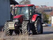 CASE140 steht auf der �ffentlichen Br�ckenwaage eines privaten Landesproduktenh�ndler in Haag/H.; 091113