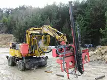 Atlas-Bagger mit Meisselvoratz im Steinbruch bei Burgpreppach (Unterfranken)