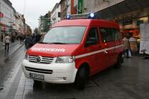 Feuerwehr Neuss 
NE FN 1191
MTF 
VW
Aufgenomen in der Fu�g�ngerzone in Neuss am 28.11.2009.