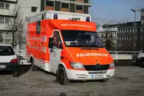 Feuerwehr Essen
11/1  E 2915
RTW

