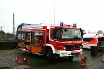 Feuerwehr Nettetal Kaldenkirchen
VIE 4523
RW 2
Mercedes Atego 1529
Aufgenommen auf dem �PNV Tag am 6.12.2009 in Kaldenkirchen.