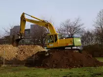 Ein Komatsu PC 210 LC bei Aushubarbeiten am neuen RWTH Campus in Aachen.