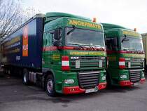 DAF-XF105.480 mit  POLIO -Auflieger sowie XF105.450 w�hrend der Wochenendpause;091122