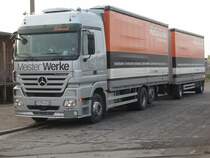 Mercedes-Hngerzug am 08.Dezember 2009 im Industriegelnde von Bergen/Rgen.