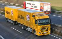 MB Actros 1836  ITO-Umzge  auf der A61 bei Rheinbach - 15.12.2009