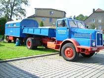 H6 Kipper mit Wohnanh�nger bzw. ehem.Werkstattanh�nger am Nachmittag des 26.Auust beim Bulldogtreffen in Burkhardtsdorf