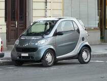 Silber-Grauer Smart in Renens/VD am 19.12.2009