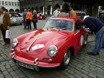 Dieses wundersch�ne Porsche 356 Coup� war Teilnehmer eines Oldtimertreffens in L�beck am 5. Oktober 2007