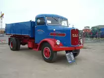 MAN 515 Kipplaster 1954 auf dem 1. Nutzfahrzeugtreffen in der  alten Dreherei  in M�lheim/Ruhr am 06.06.2009