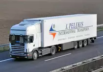 Scania 164L 580 K�hlkoffer,  J. Pelekis Griechenland , A 61 bei Rheinbach - 15.12.2009