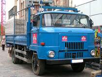 IFA, zwar schon ein paar Mal  geflickt , tut aber noch seine Pflicht f�r einen Ger�stbauer in Rostock; 070827