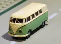 VW-Bus von BREKINA - 17.12.2009