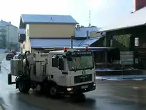 MAN mit  WC-Kabinenentleerungsaufbau  eilt schon zum n�chsten Einsatz;100104