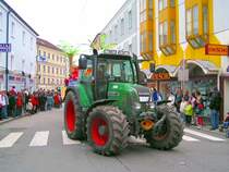 Einsatz Faschingsumzug f�r diesen Fendt-Traktor; RIED i.I. 070211