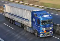 MB Actros, Spedition  Jaap Swijnenburg  Niederlande, auf der A61 bei Rheinbach - 15.12.2009