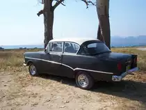 Opel Rekord in der N�he von Trinidad auf Kuba am 05.04.2009.