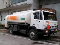 STEYR-Tanklastwagen der Lagerhausgenossenschaft kurz vor einer Heiz�lzustelltour in Ried i.I.;100122