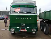 Bssing BS 16L Frontansicht. Baujahr 1967-1973 war der letzte Bssing Schwerlastwagen. Nutzfahrzeugtreffen an der  Alten Dreherei  in Mlheim/Ruhr am 07.06.2009.