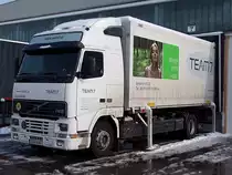 VOLVO_FH12 steht Ladebereit vor einer Grotischlerei in Ried i.I.;100213