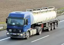 MB Actros 1844 mit Tankauflieger, A 61 bei Rheinbach 08.02.2010