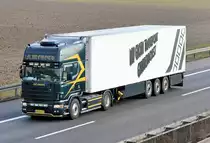 Scania 480 164,  Groth  aus den Niederlanden, A 61 bei Rheinbach 08.02.2010