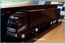 VOLVO FH16 '09 660 Globetrotter XL Koffersattelzug 
 ( Hersteller MOTORART Scale Model 1:87 ) Werbemodell fr Volvo