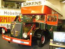 Bssing 8000S Baujahr 1950-1952 mit einem belgischen Mbelkofferaufbau. 27.03.2008 Technoclassica.