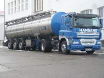 DAF-Milchlaster am 19.Februar 2010 an der Molkerei von Bergen/Rgen.