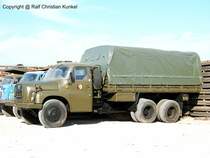 Tatra 148 6x6 VNM - gelndegngig, Mannschafts- und Materialtransport, Zughilfsfahrzeug fr verschiedene Anhnger, NVA - fotografiert zum 6. Tatra-Treffen Seehausen am 19.09.2009 - Copyright @ Ralf Christian Kunkel 